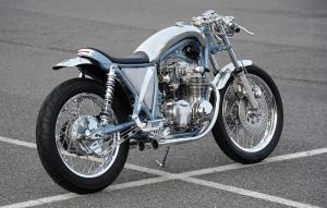 1976 Honda CB550 Bikini by Kirill Dumbulev