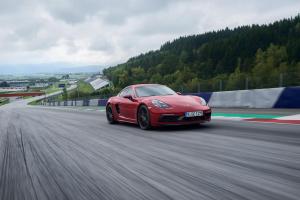 2017 Porsche 718 Cayman GTS
