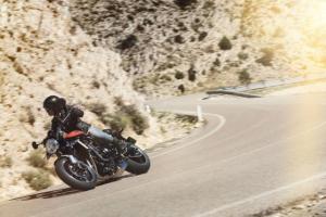 2017 Kawasaki Z900RS