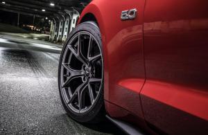 2017 Ford Mustang GT Performance Pack Level 2