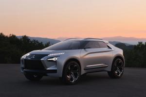 2017 Mitsubishi e-Evolution Concept