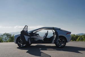 2017 Mitsubishi e-Evolution Concept