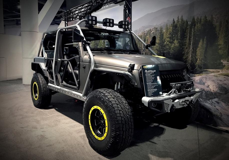 Компания Alpine представила Jeep Wrangler с пулемётной турелью на крыше