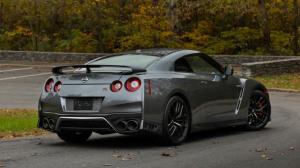 2018 Nissan GT-R Pure (R35)