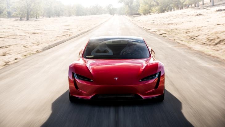 Электрический спорткар Tesla Roadster сменит поколение