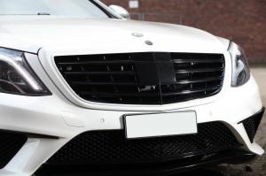 2017 Mercedes-AMG S63 by Inden Design