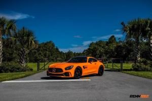 2017 Mercedes-AMG GT R by Renntech