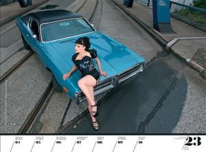 Календарь Girls & Legendary American Cars на 2018 год