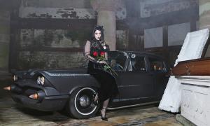 Календарь Girls & Legendary American Cars на 2018 год