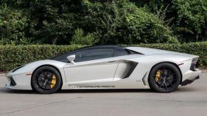 2017 Lamborghini Aventador SV Roadster by Underground Racing