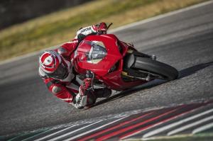 EICMA 2017: Новый спортбайк Ducati Panigale V4 2018