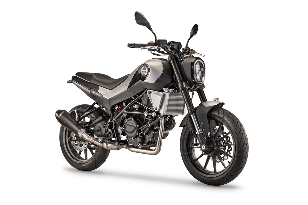 Нейкед Benelli Leoncino 250 2018