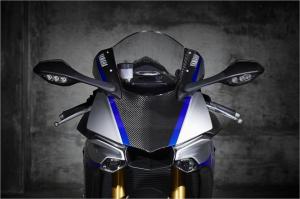 2018 Yamaha YZF-R1 & Yamaha YZF-R1M