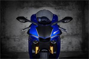 2018 Yamaha YZF-R1 & Yamaha YZF-R1M