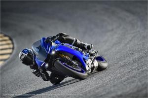 2018 Yamaha YZF-R1 & Yamaha YZF-R1M