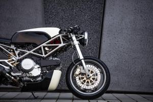 2017 Ducati Monster 400 Flat White