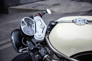 2017 Ducati Monster 400 Flat White