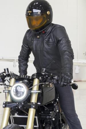 2017 Suzuki GS1150 by KickMoto