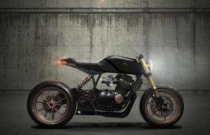 2017 Suzuki GS1150 by KickMoto