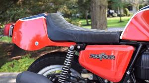 1976 Honda CB750 F2 Phil Read Replica