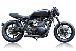 2014 Triumph Bonneville Black by Gasoline