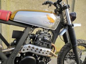 1992 Honda NX650 by 2Motors