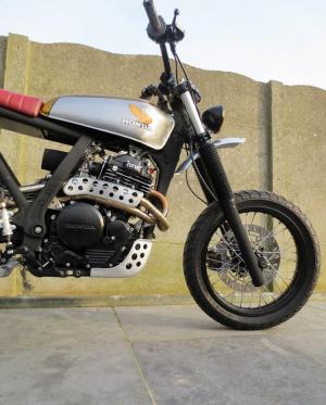 1992 Honda NX650 by 2Motors