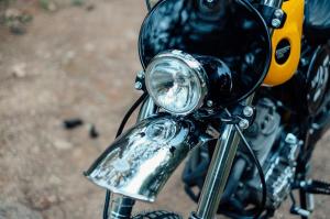 1999 Honda XR250 Silver Sand by Urban Mechanics