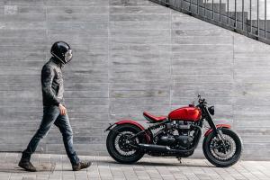 2017 Triumph Bonneville Bobber by Modification Motorcycles