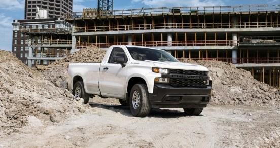 Официально рассекречен пикап Chevrolet Silverado нового поколения