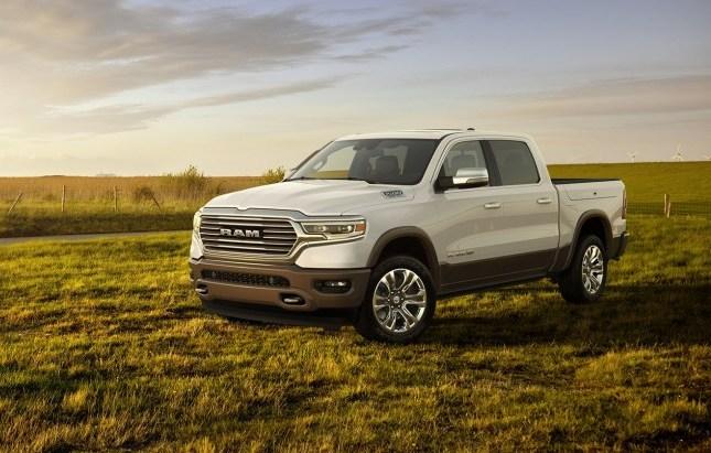 Представлена роскошная модификация нового пикапа Ram 1500 – Laramie Longhorn