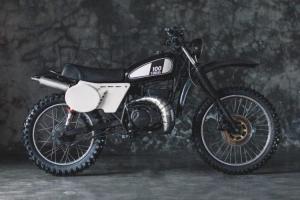 1990 Yamaha RX-Z 135 by Peloton Supershop