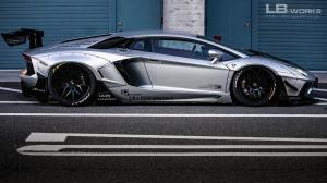 Суперкар Lamborghini Aventador примерил новый обвес от Liberty Walk