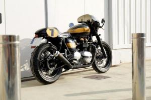 2018 Triumph Thruxton by Tamarit Motorcycles