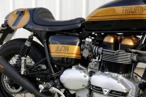 2018 Triumph Thruxton by Tamarit Motorcycles