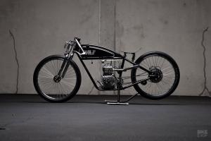 Wolf Creative Customs: боард-трекер Briggs&Stratton