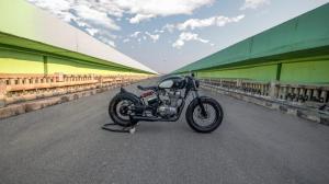 KR Customs: боббер Royal Enfield Classic 500