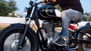2018 Royal Enfield Classic 500 by KR Customs