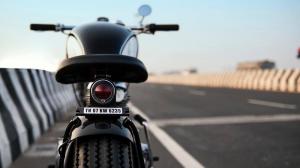 2018 Royal Enfield Classic 500 by KR Customs