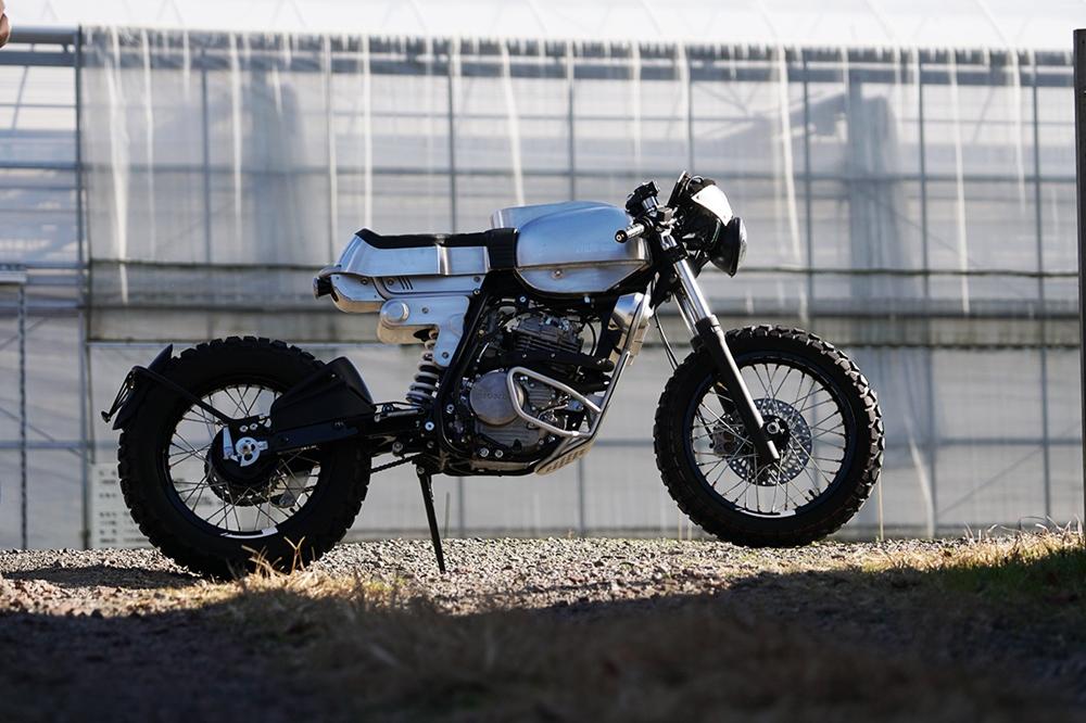 Ask Motorcycles: футуристический кафе рейсер Honda XLR250R