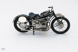 Копия старинного мотоцикла BMW WR 750 Kompressor 1929