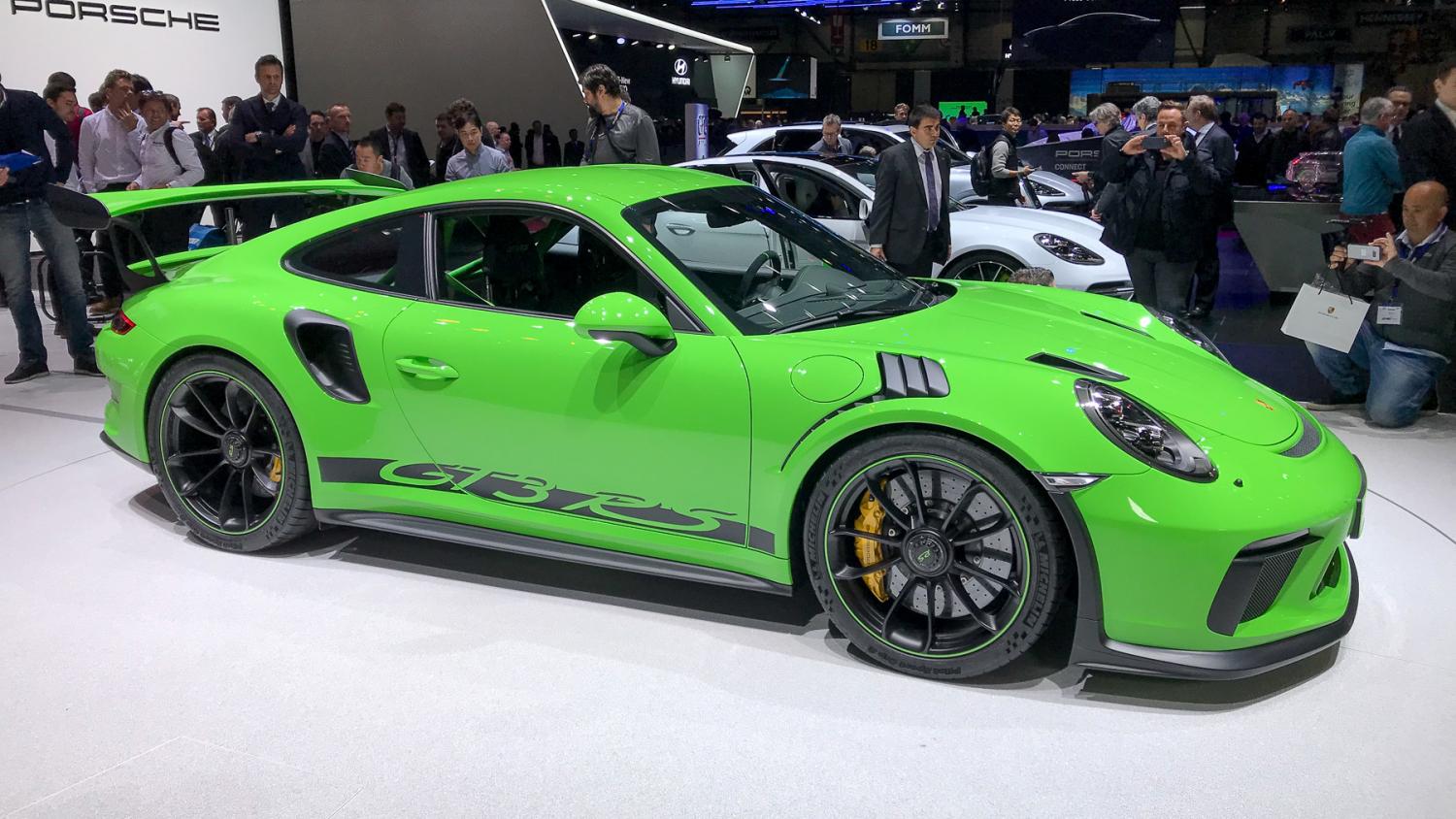 Спорткар Porsche 911 GT3 RS пожаловал в Женеву