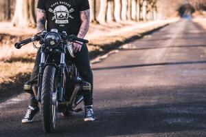 2018 BMW R45 by JM Customs