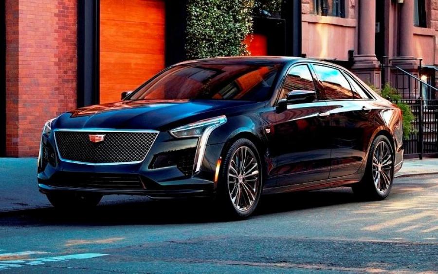 Cadillac обновил флагманский седан CT6 и подготовил его «горячую» модификацию c V8