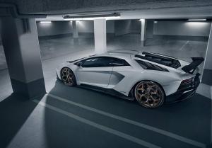 2018 Lamborghini Aventador by Novitec