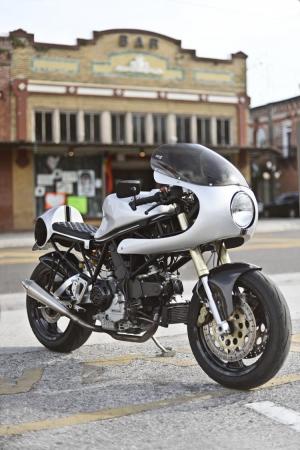 1997 Ducati 900SS by Joao Chavez