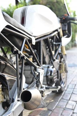 1997 Ducati 900SS by Joao Chavez
