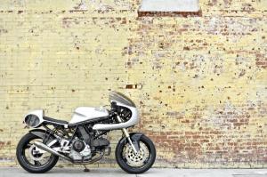 1997 Ducati 900SS by Joao Chavez