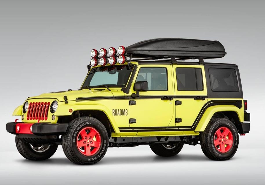 Внедорожник Jeep Wrangler обернулся гостиничным номером с кофейной машиной