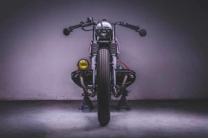 1982 BMW R100RS by Bolt Motor
